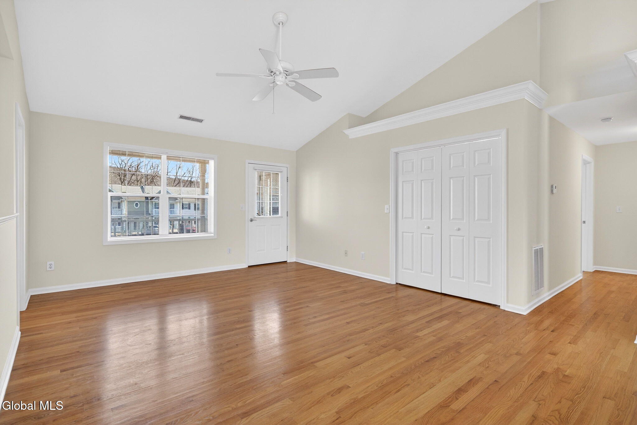 34 Riverside Drive Rotterdam, NY 12150 - Photo 4 of 30 Interior 02