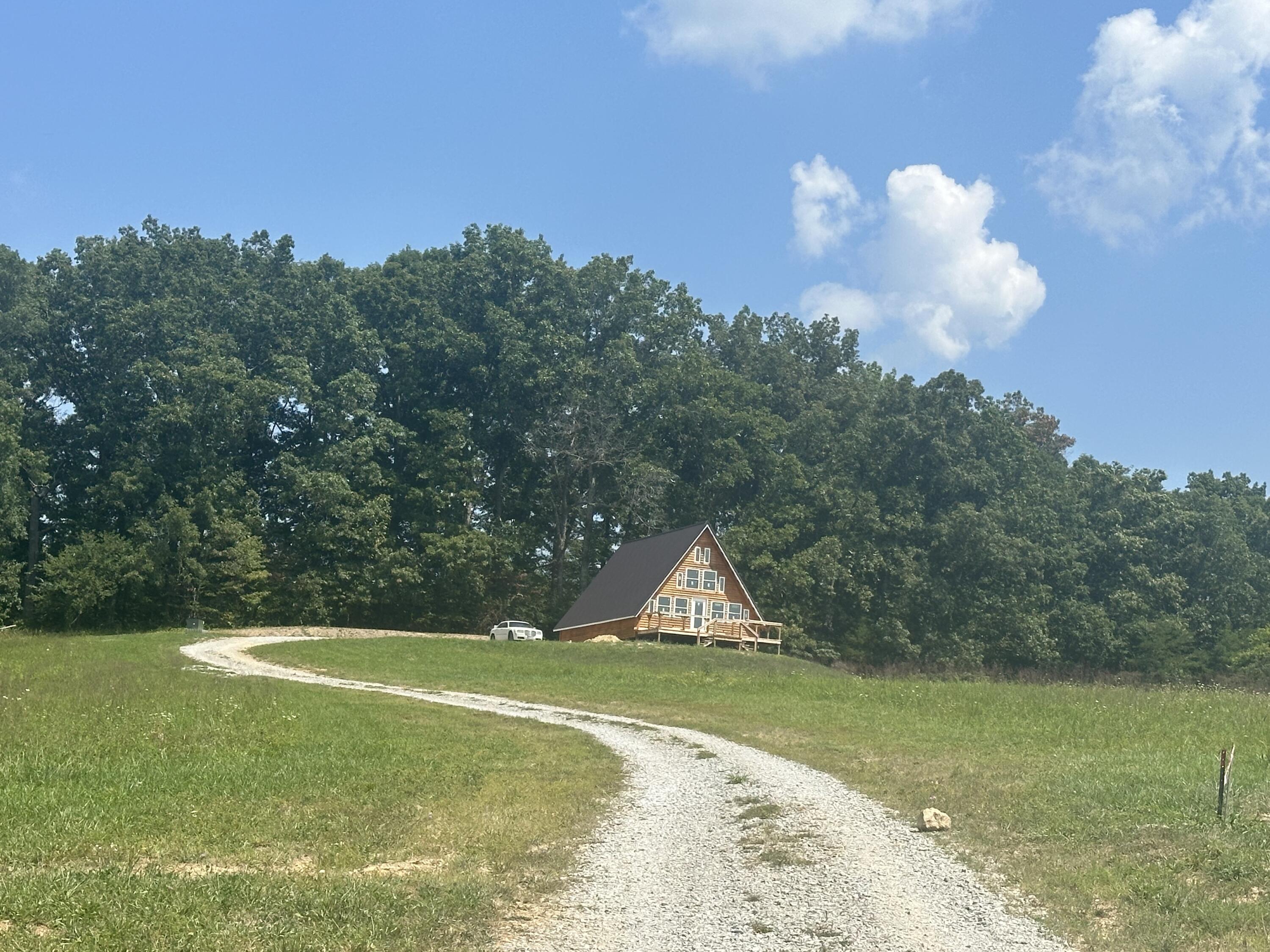 1820 Baldwin Road McKee, KY 40447 - Photo 1 of 21 IMG_6852