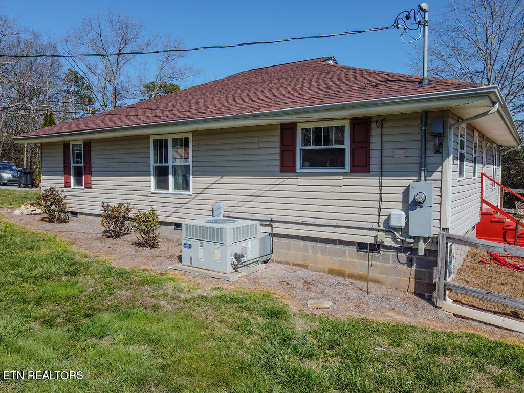 1205 Elliott Street Athens, TN 37303 - Photo 27 of 32 DJI_0925