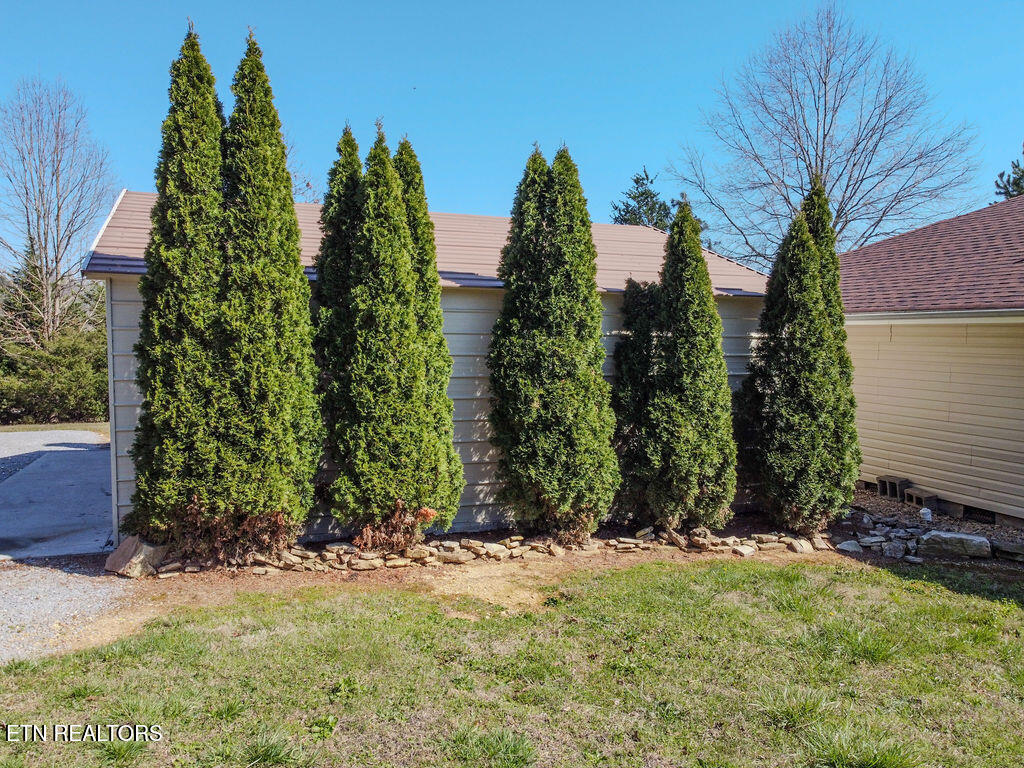 1205 Elliott Street Athens, TN 37303 - Photo 28 of 32 DJI_0926