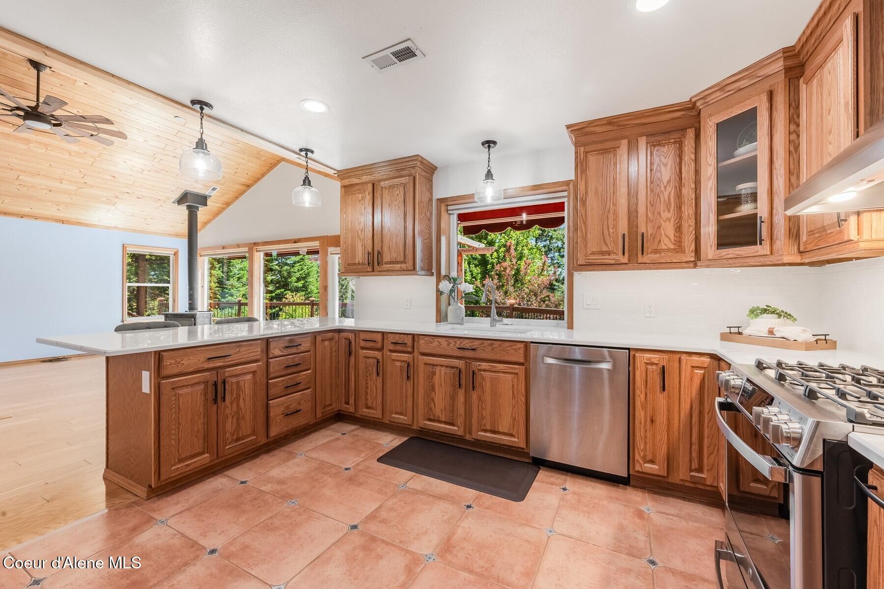 218 Topaz Trail Sandpoint, ID 83864 - Photo 17 of 70 Upgraded Stainless Appliances