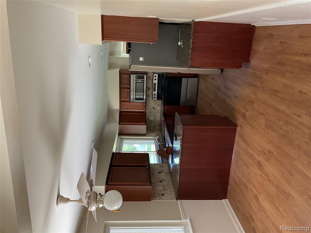 7096 Riverstone Road West Bloomfield, MI 48322 - Photo 22 of 26