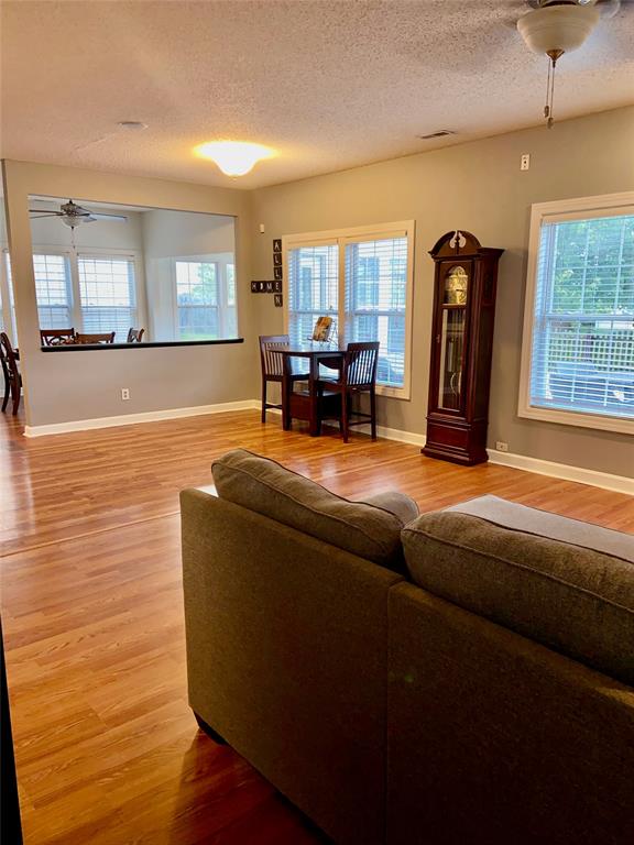 10916 Roundtree Road Fishers, IN 46037 - Photo 14 of 39 Gallery Image 14