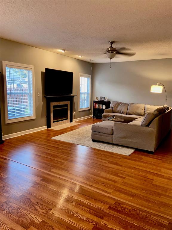 10916 Roundtree Road Fishers, IN 46037 - Photo 15 of 39 Gallery Image 15