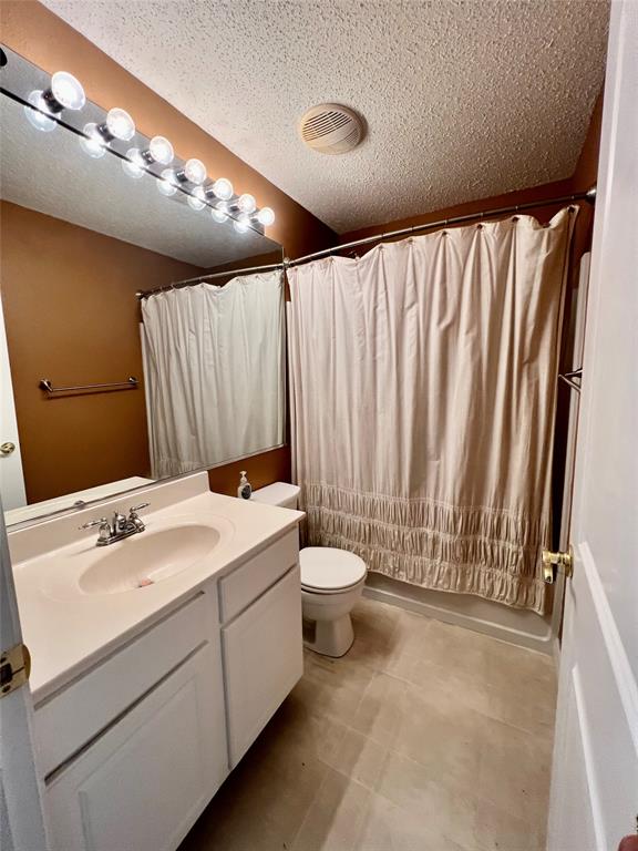 10916 Roundtree Road Fishers, IN 46037 - Photo 30 of 39 Gallery Image 30
