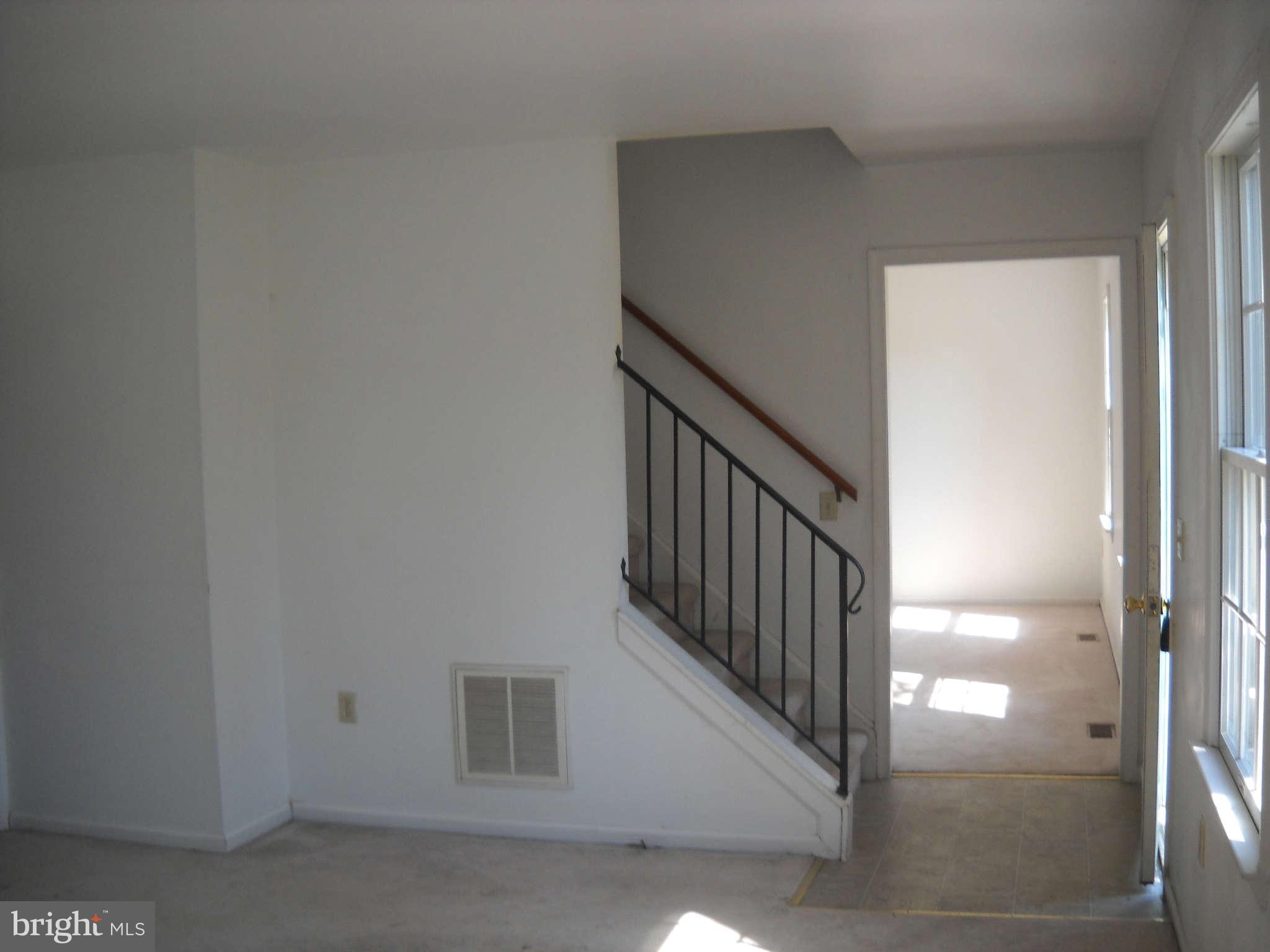 413 Riverview Road Chestertown, MD 21620 - Photo 3 of 10 Living Room