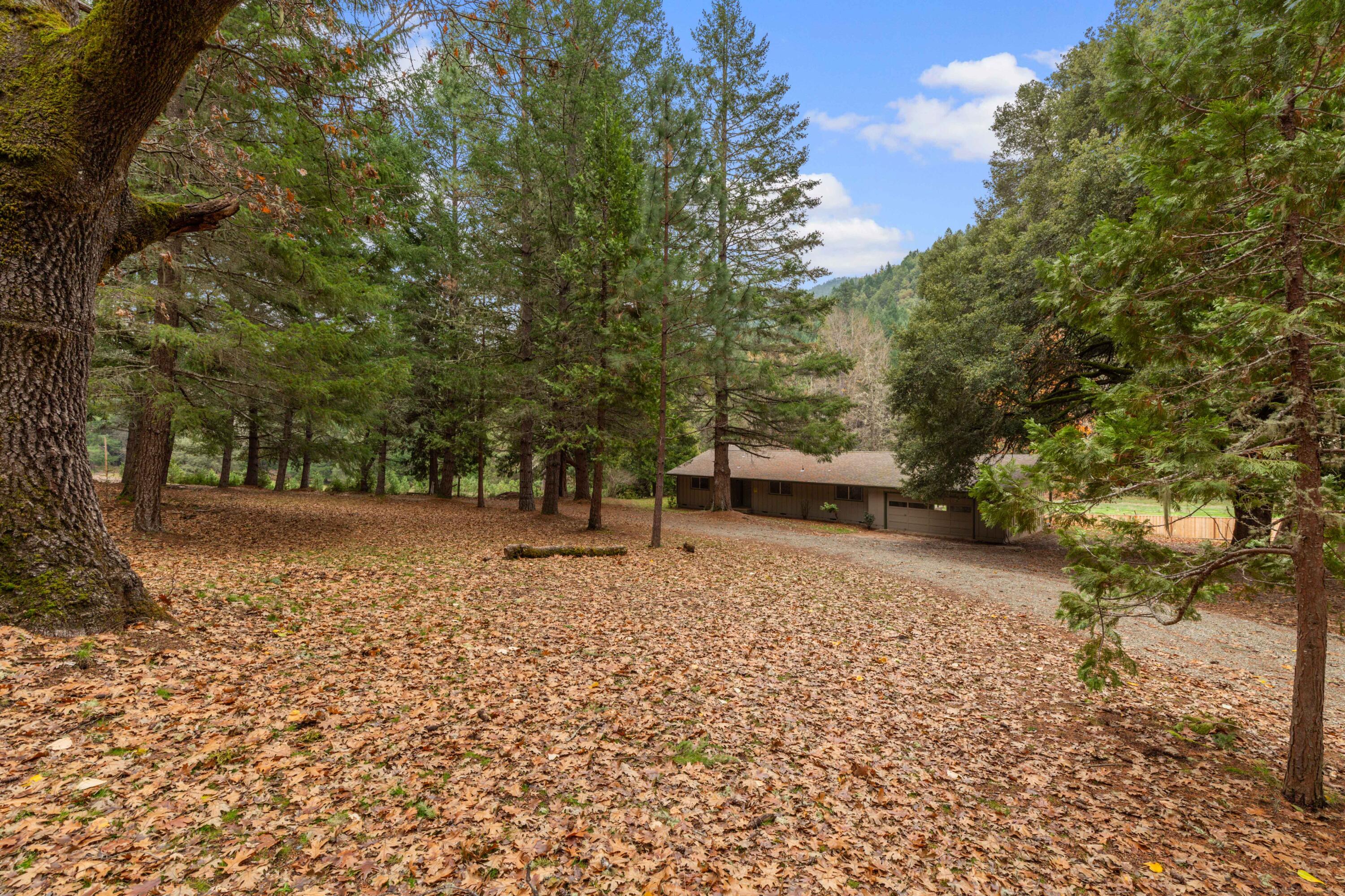 2639 Cheney Creek Road Grants Pass, OR 97527 - Photo 30 of 34 31