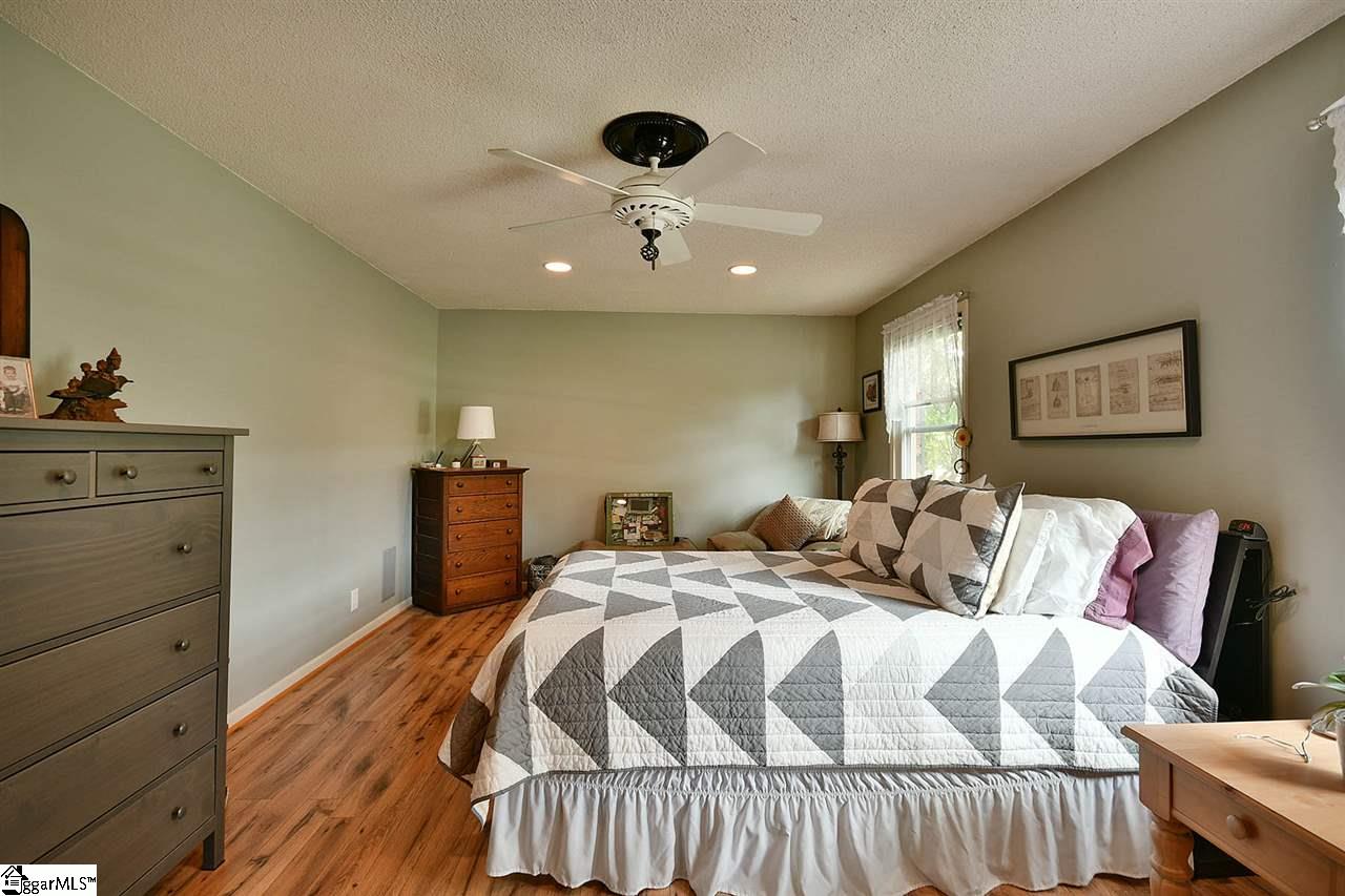 510 Old Pendleton Road Easley, SC 29642 - Photo 19 of 36 Gallery Image 19