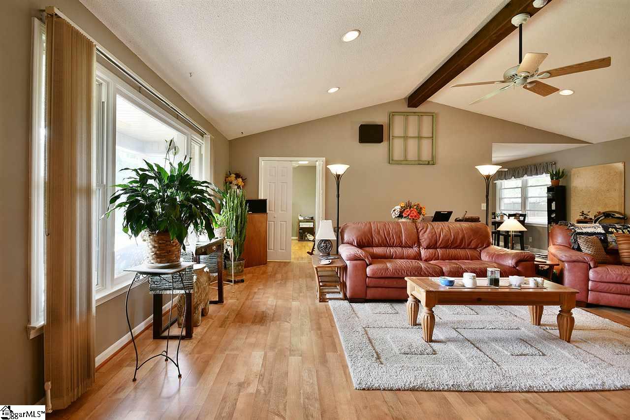 510 Old Pendleton Road Easley, SC 29642 - Photo 7 of 36 Gallery Image 7