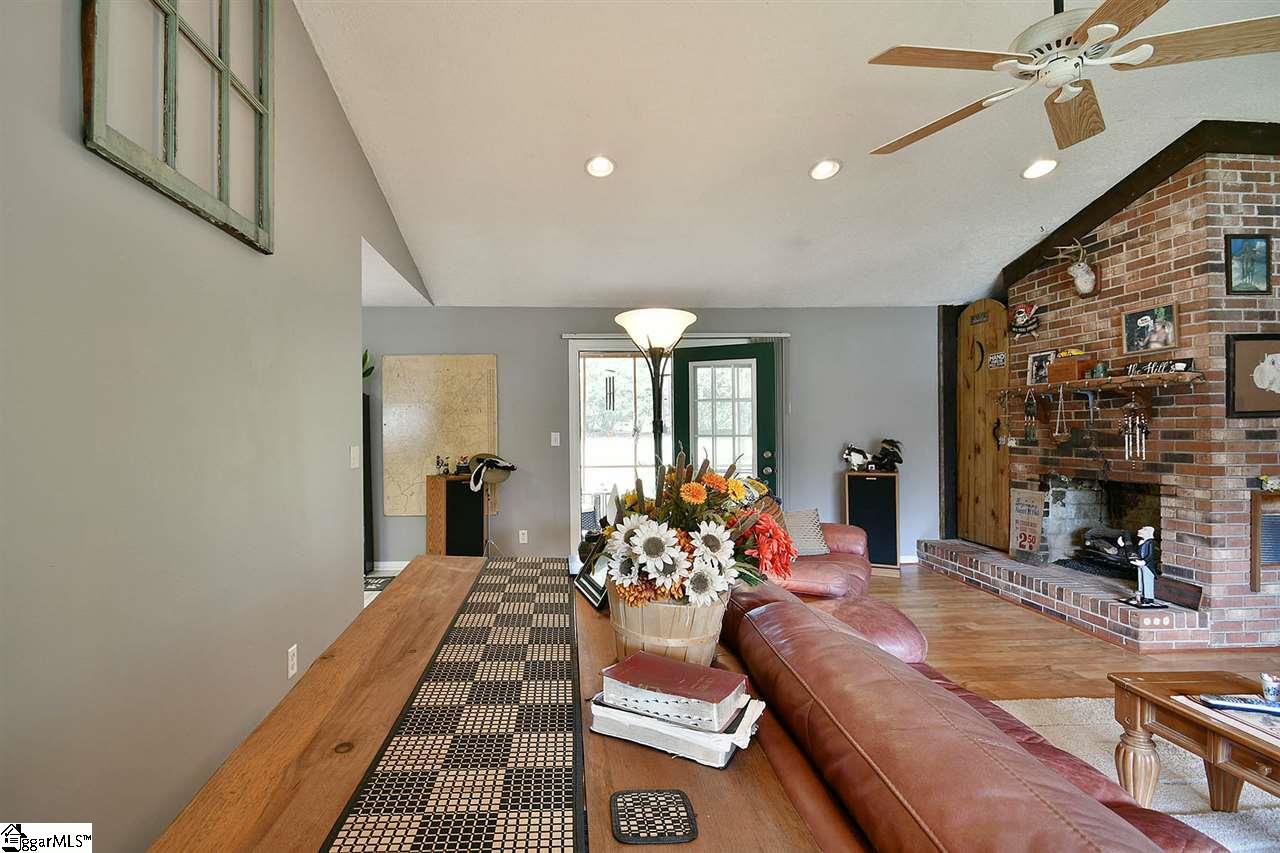 510 Old Pendleton Road Easley, SC 29642 - Photo 8 of 36 Gallery Image 8