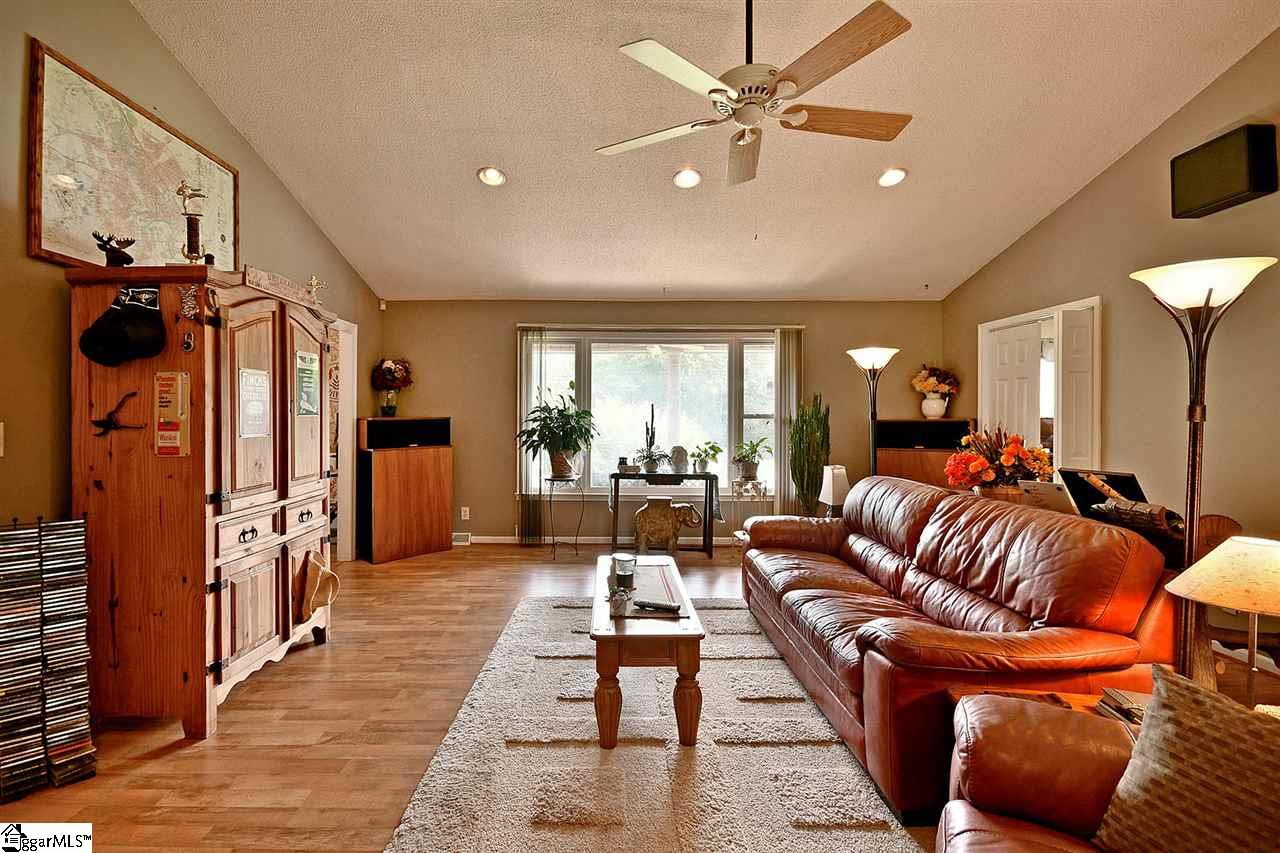 510 Old Pendleton Road Easley, SC 29642 - Photo 9 of 36 Gallery Image 9