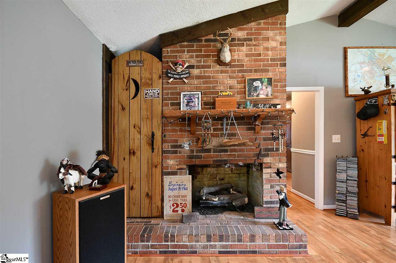 510 Old Pendleton Road Easley, SC 29642 - Photo 10 of 36 Gallery Image 10