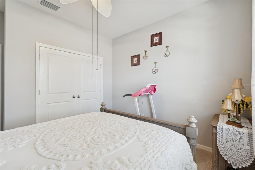 7852 Timberview Loop Wesley Chapel, FL 33545 - Photo 31 of 47