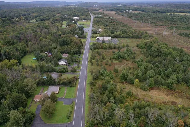 $500,000 | 9676 Rte 9W, Athens, NY 12015