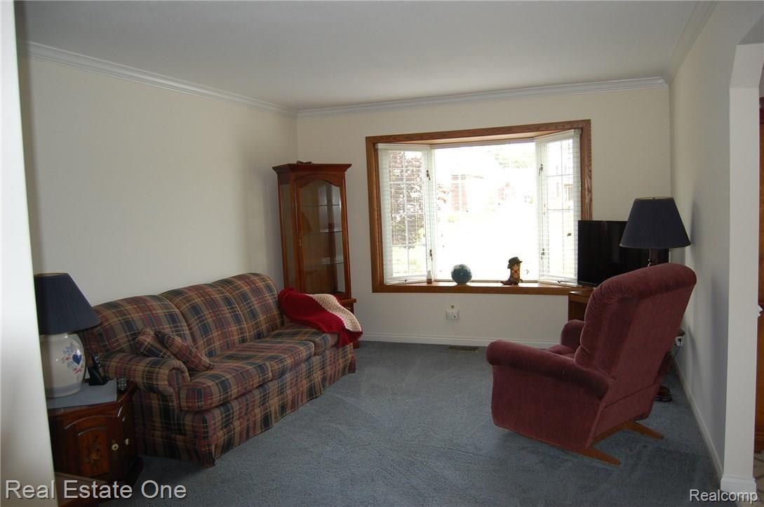 44214 Proctor Road Canton, MI 48188 - Photo 2 of 16 DSC_0307.JPG