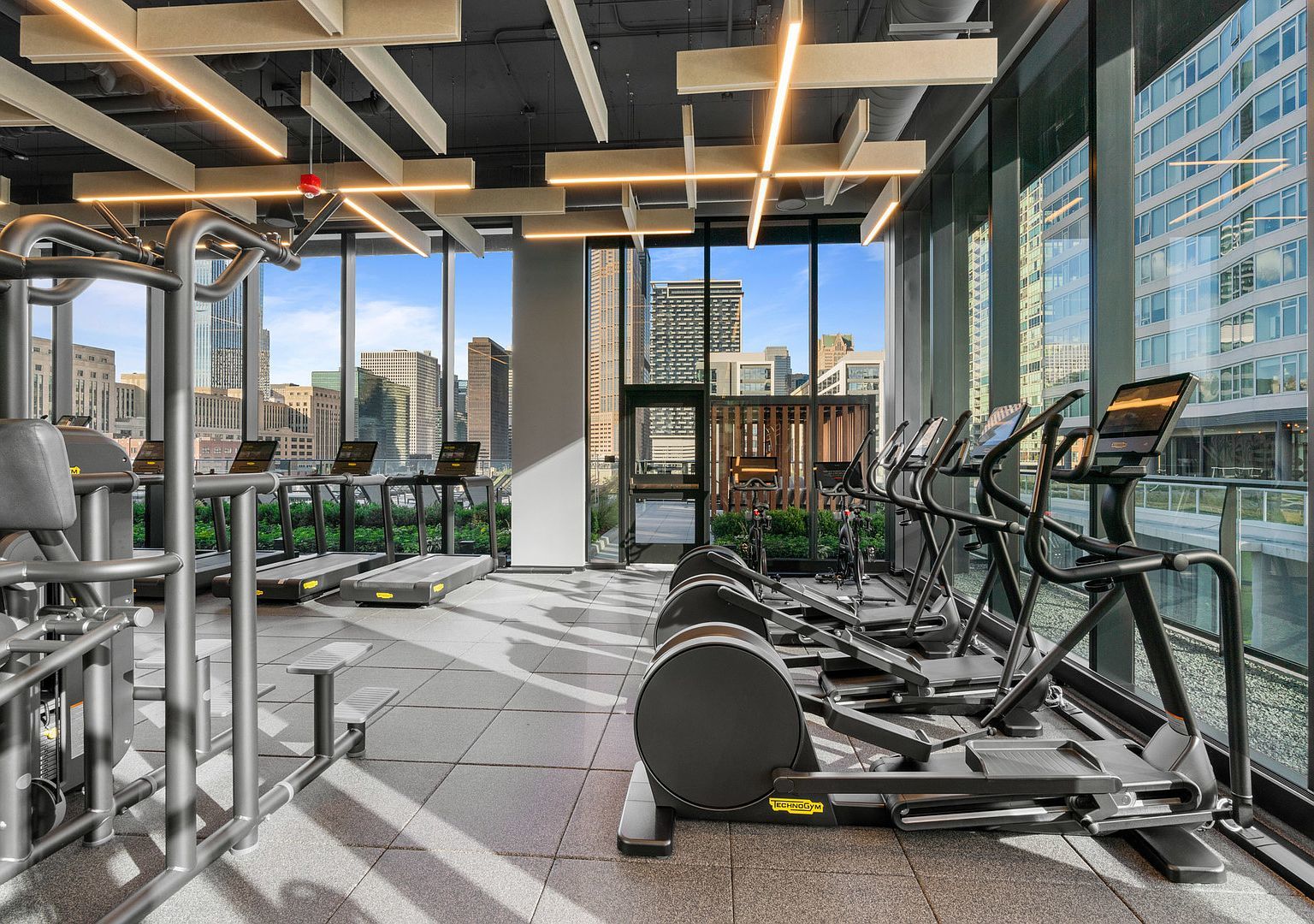 234 West Polk Street, Unit 3806 Chicago, IL 60605 - Photo 15 of 31