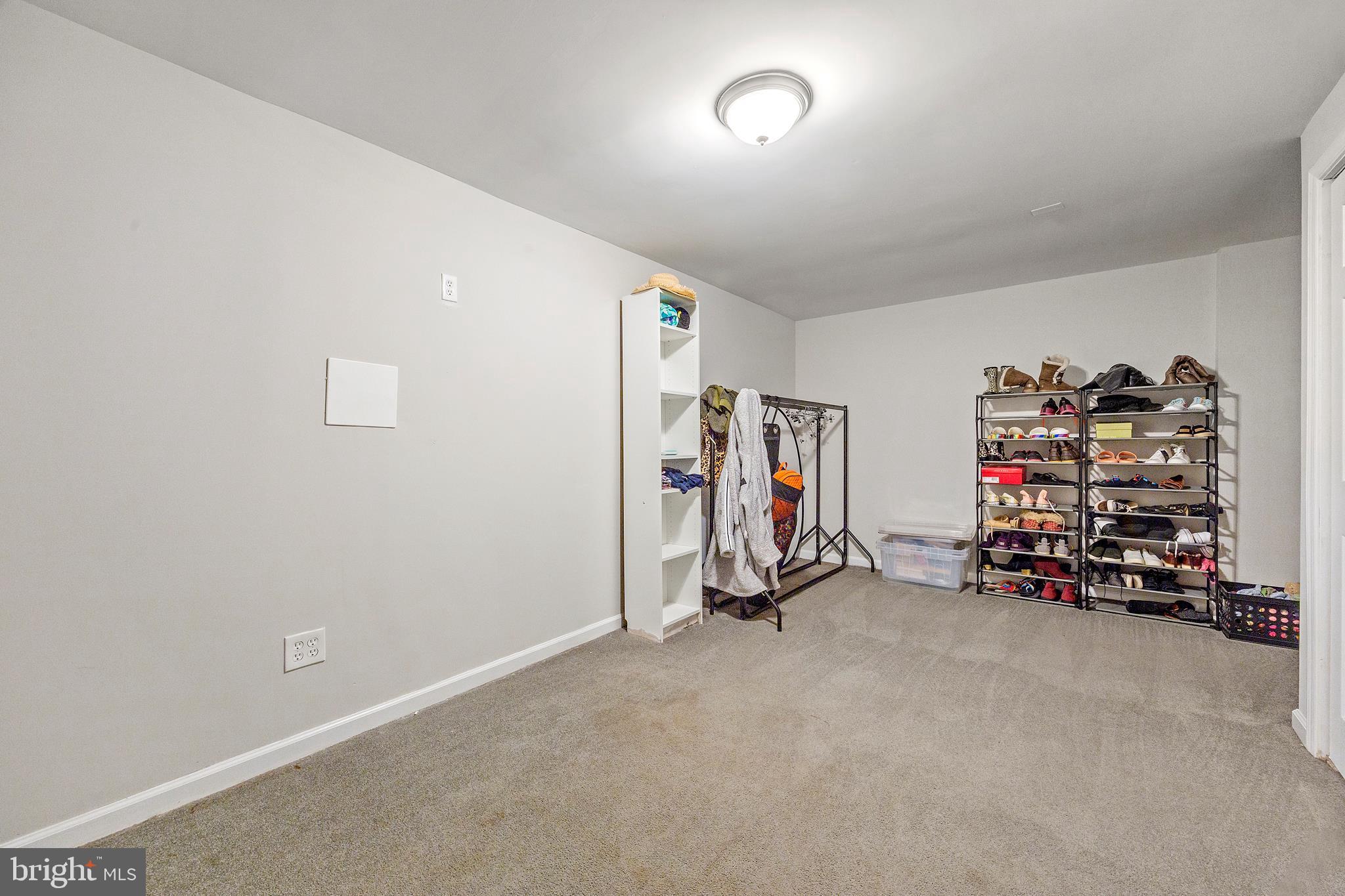 300 Twin Oaks Road Linthicum Heights, MD 21090 - Photo 25 of 34