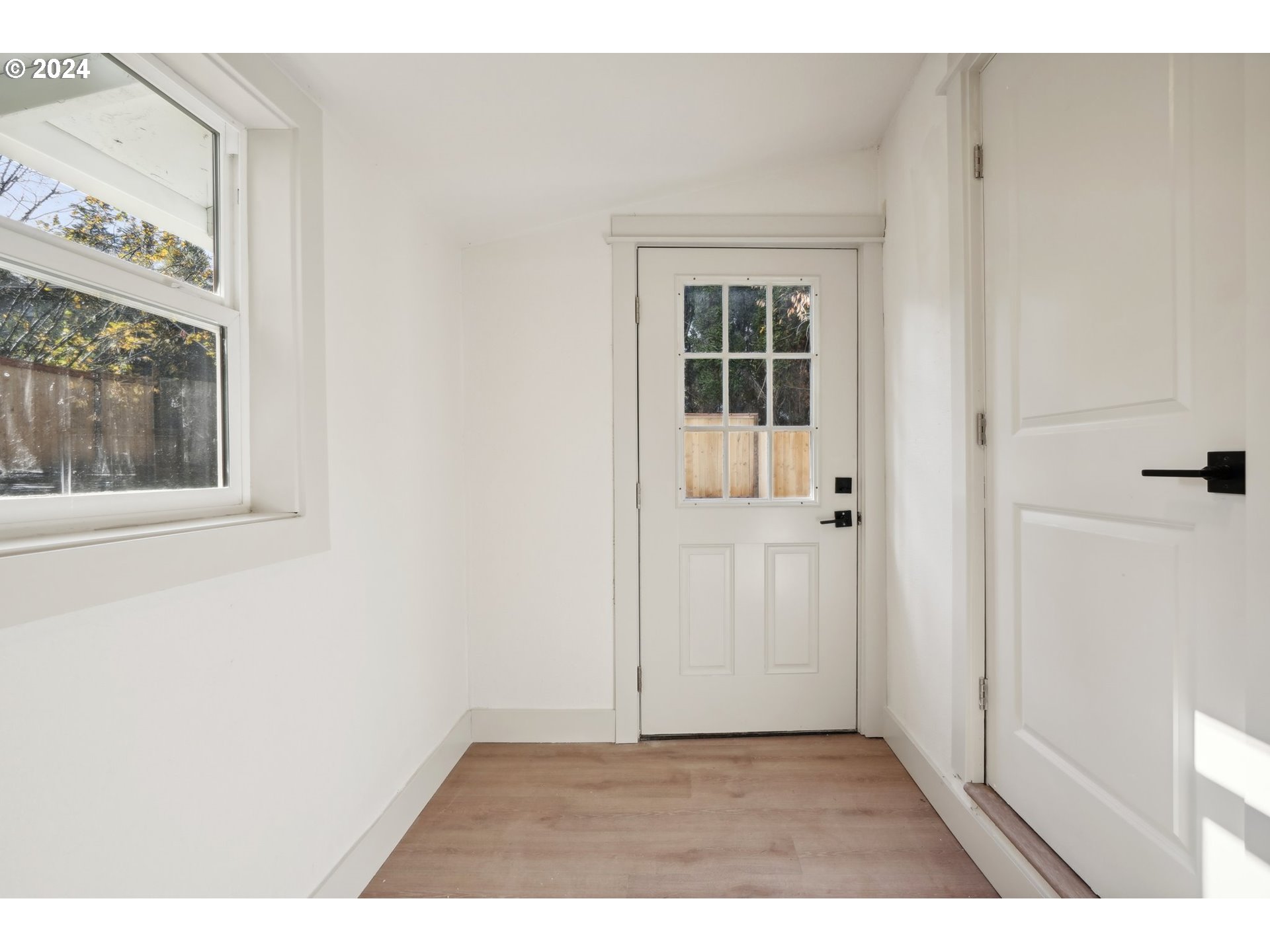 16617 Southeast Webster Road Milwaukie, OR 97267 - Photo 35 of 47 Gallery Image 35