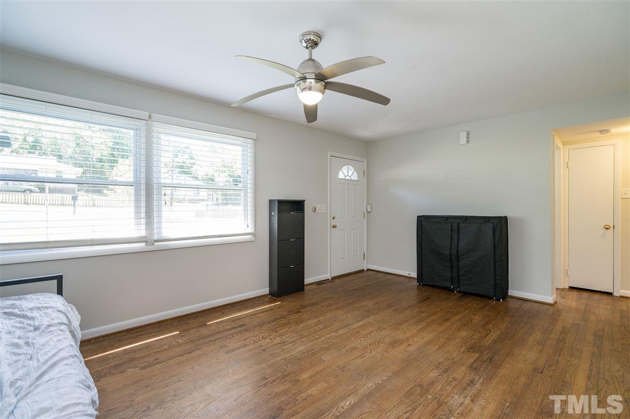 732 Oak Road Raleigh, NC 27603 - Photo 6 of 22