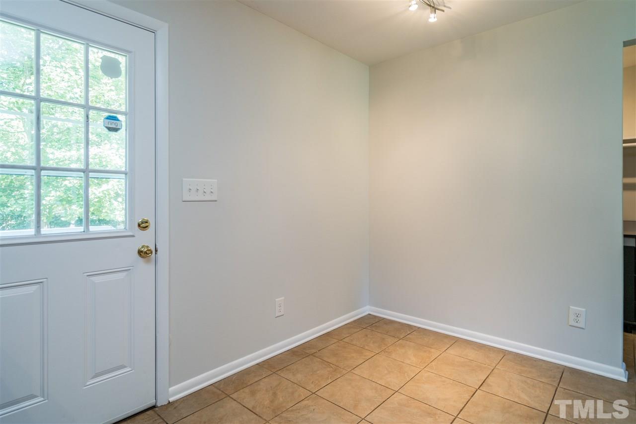 732 Oak Road Raleigh, NC 27603 - Photo 7 of 22