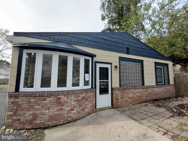 $1,700 | 724 East Broad Street, Harrisburg, PA 17101