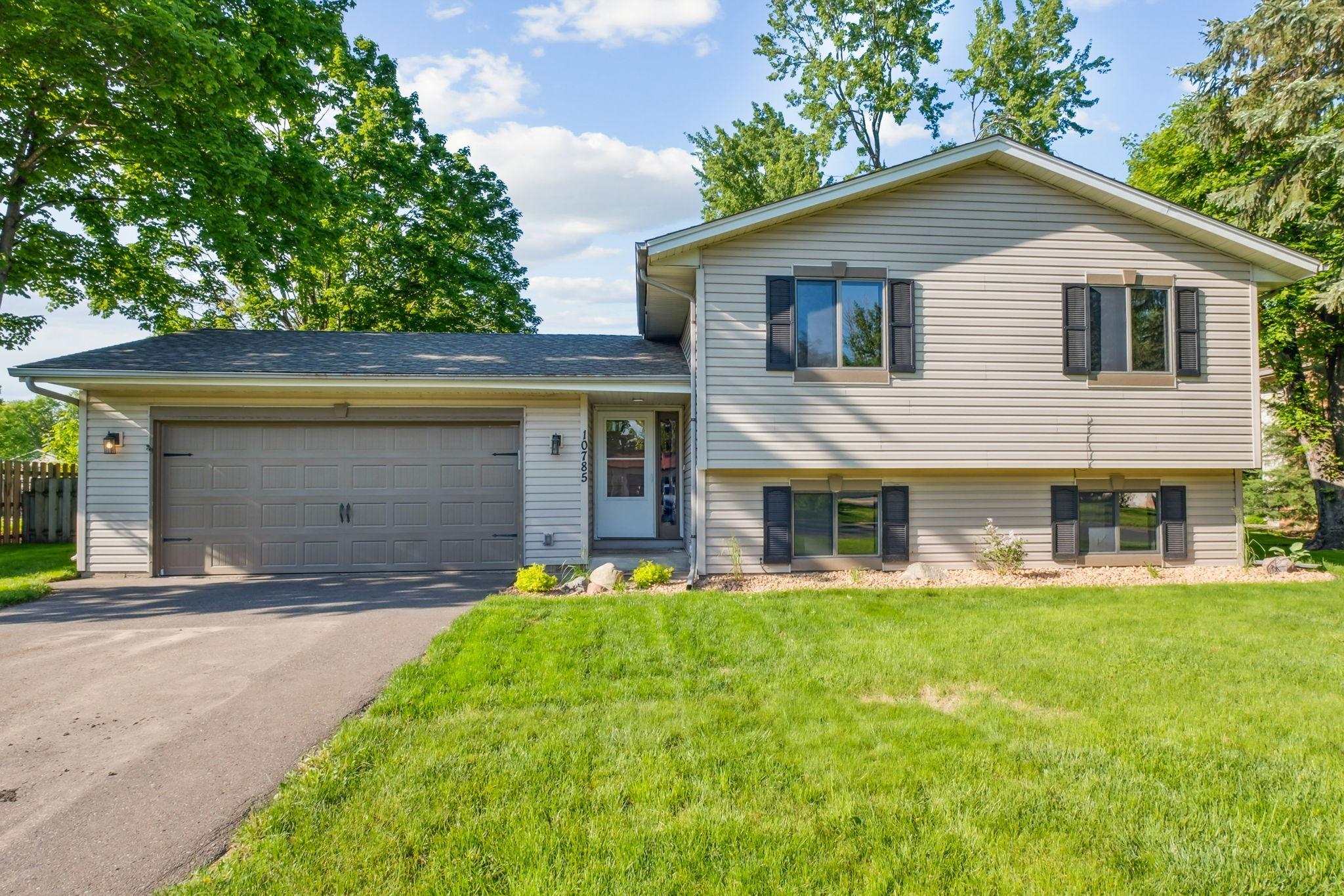 10785 99th Place North Maple Grove, MN 55369 - Photo 1 of 1