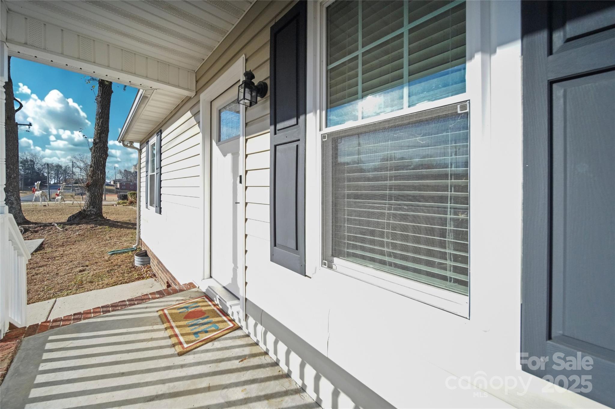 620 Pleasant Avenue Kannapolis, NC 28081 - Photo 2 of 24 a view of a balcony and chair