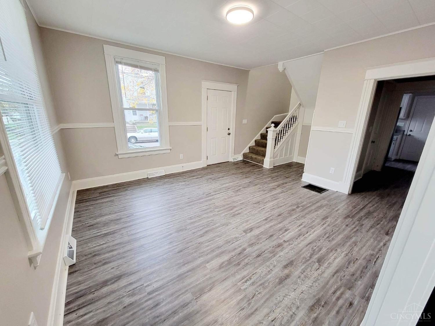 446 Franklin Street Hamilton, OH 45013 - Photo 2 of 17