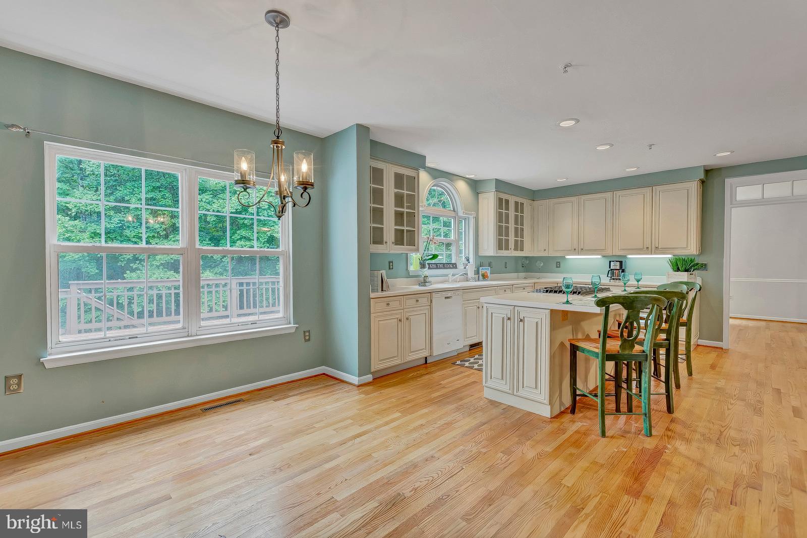 701 Small Reward Road Huntingtown, MD 20639 - Photo 19 of 63 Breakfast area
