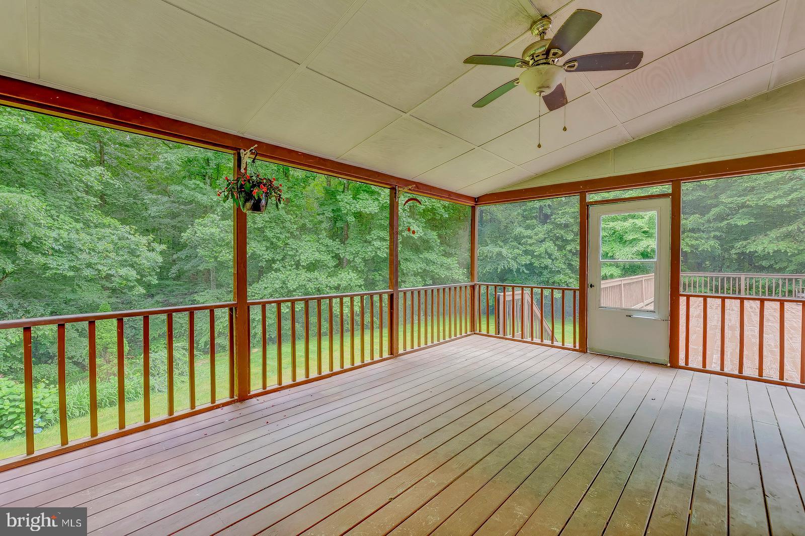 701 Small Reward Road Huntingtown, MD 20639 - Photo 32 of 63