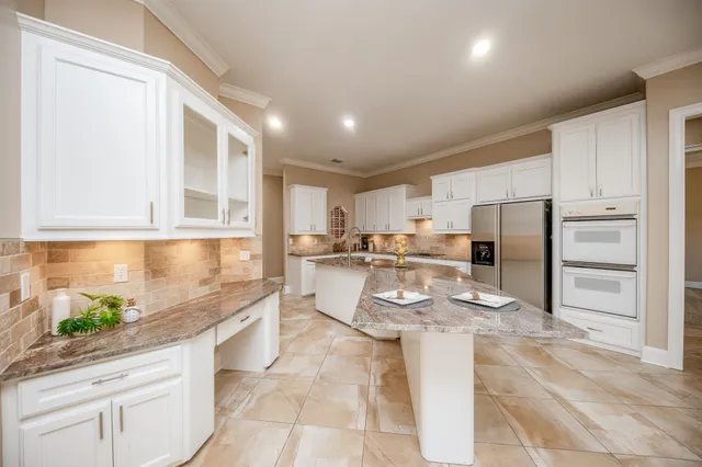 $865,000 | 23014 Laguna Point Drive, Katy, TX 77450