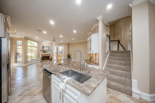 $865,000 | 23014 Laguna Point Drive, Katy, TX 77450