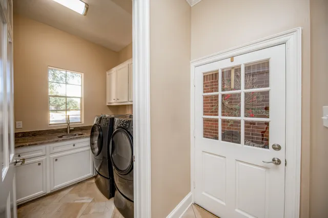 $865,000 | 23014 Laguna Point Drive, Katy, TX 77450