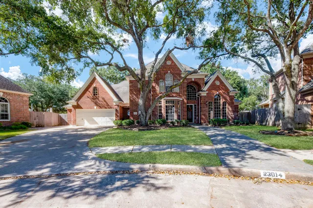 $865,000 | 23014 Laguna Point Drive, Katy, TX 77450
