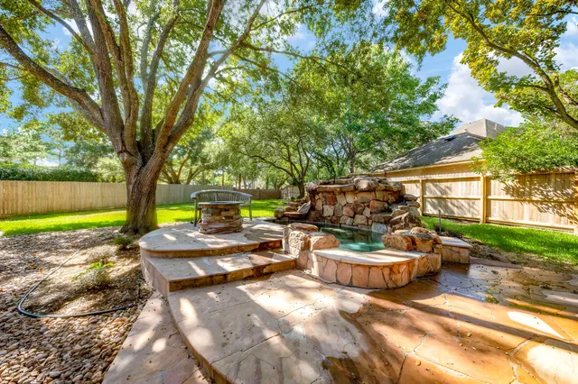 $865,000 | 23014 Laguna Point Drive, Katy, TX 77450