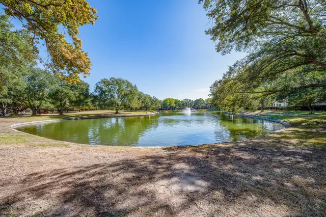 $865,000 | 23014 Laguna Point Drive, Katy, TX 77450