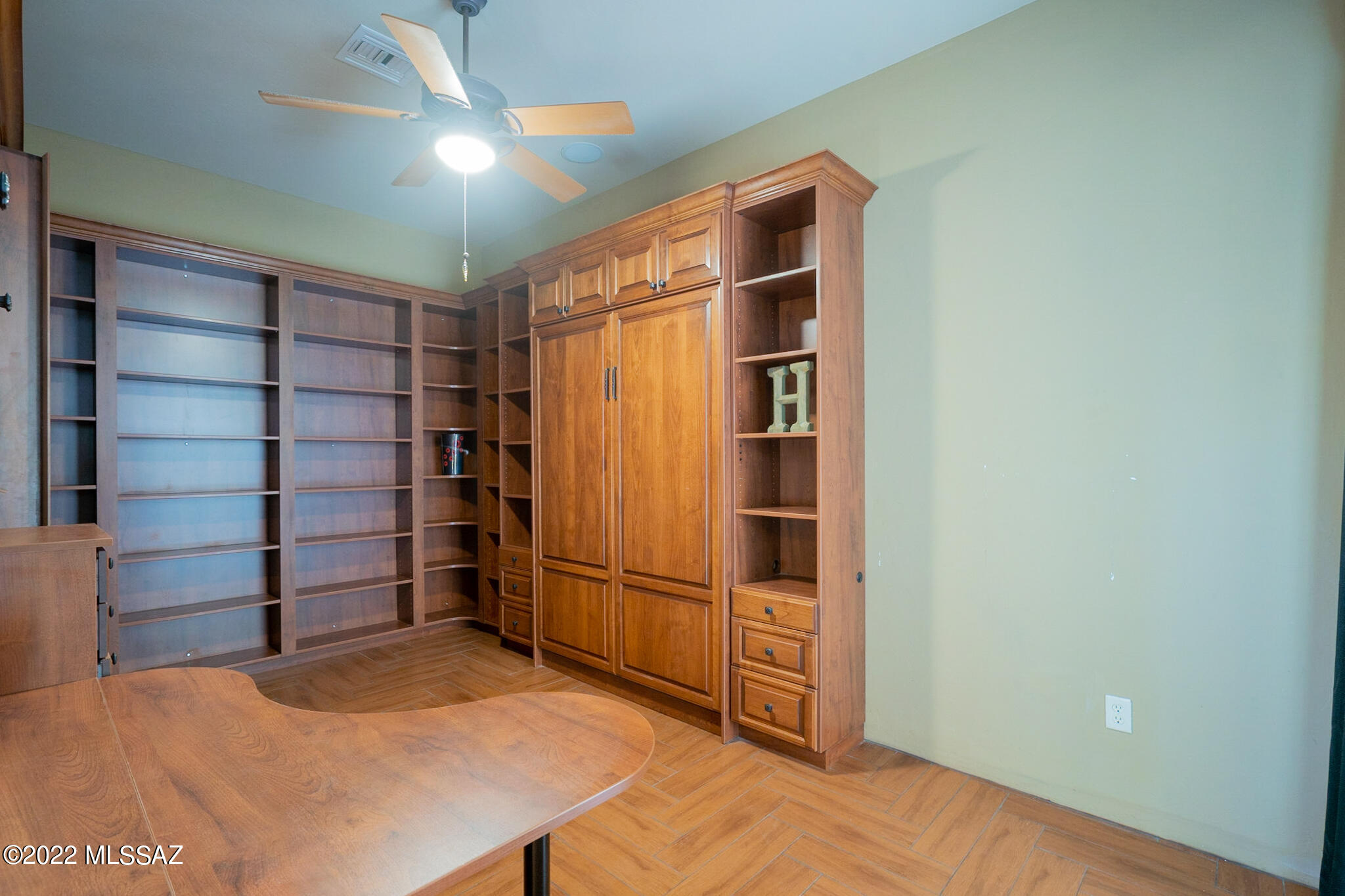 175 East Castlefield Circle Tucson, AZ 85704 - Photo 20 of 48