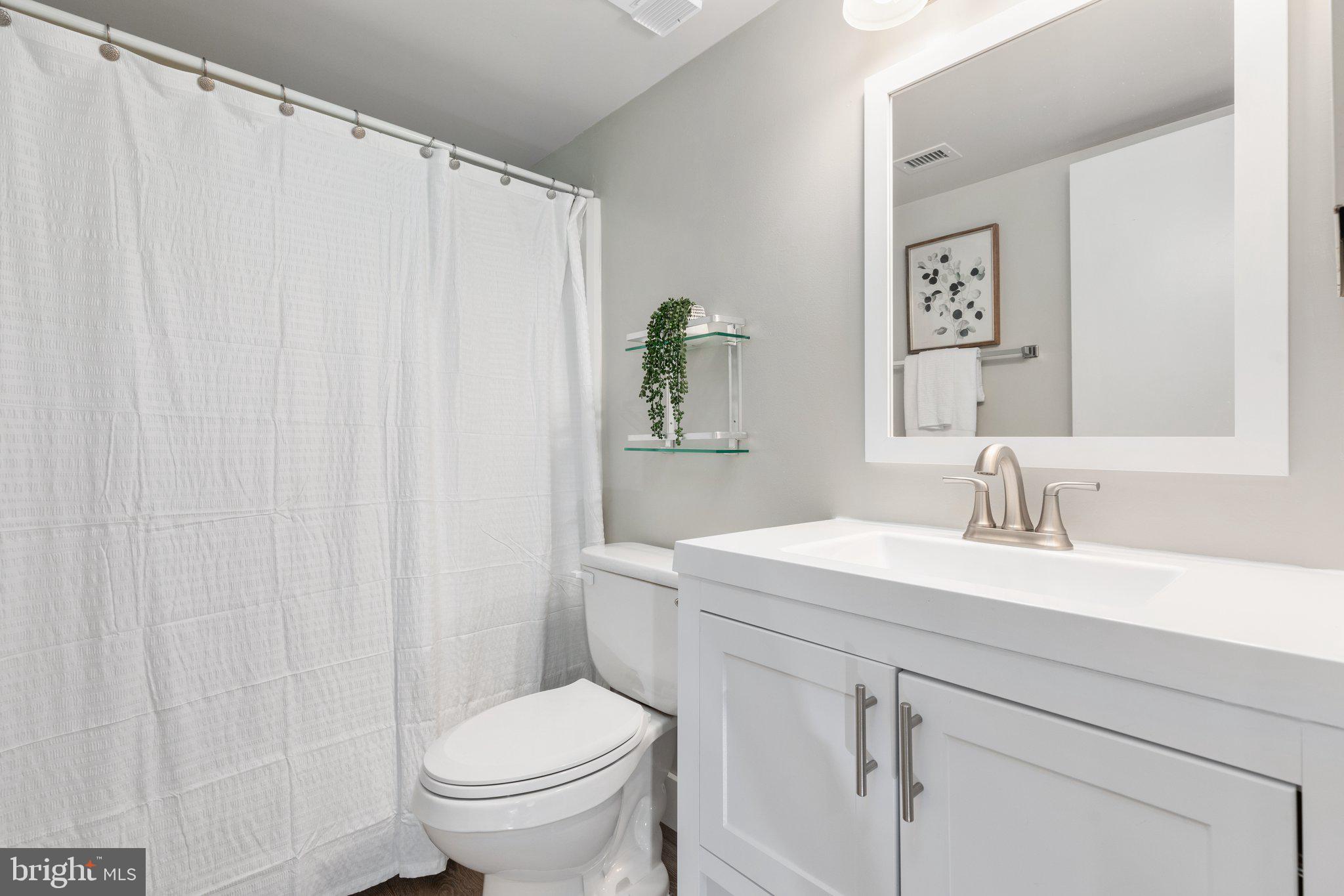 5918 Cove Landing Road, Unit 302 Burke, VA 22015 - Photo 15 of 27