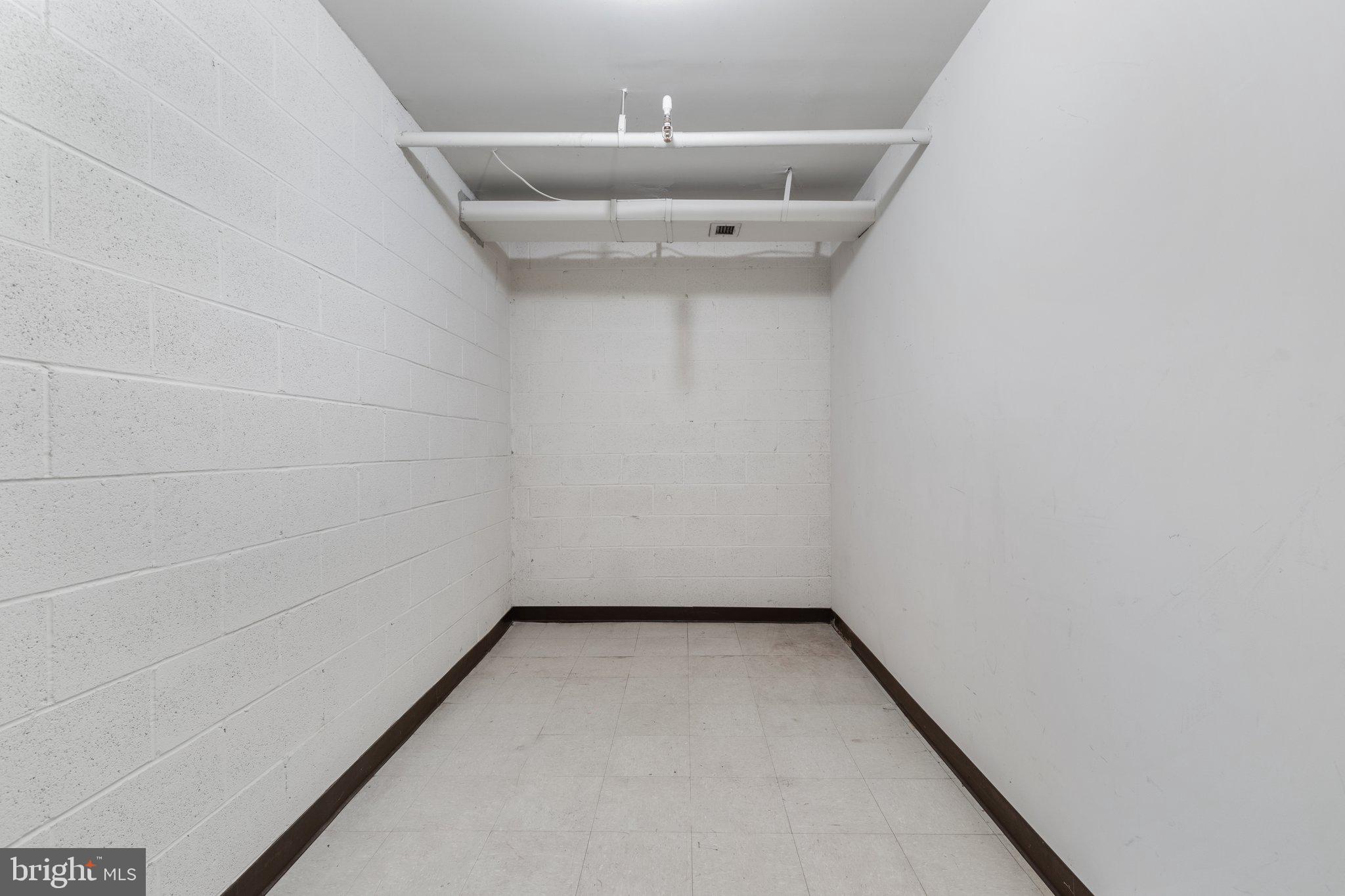 5918 Cove Landing Road, Unit 302 Burke, VA 22015 - Photo 17 of 27