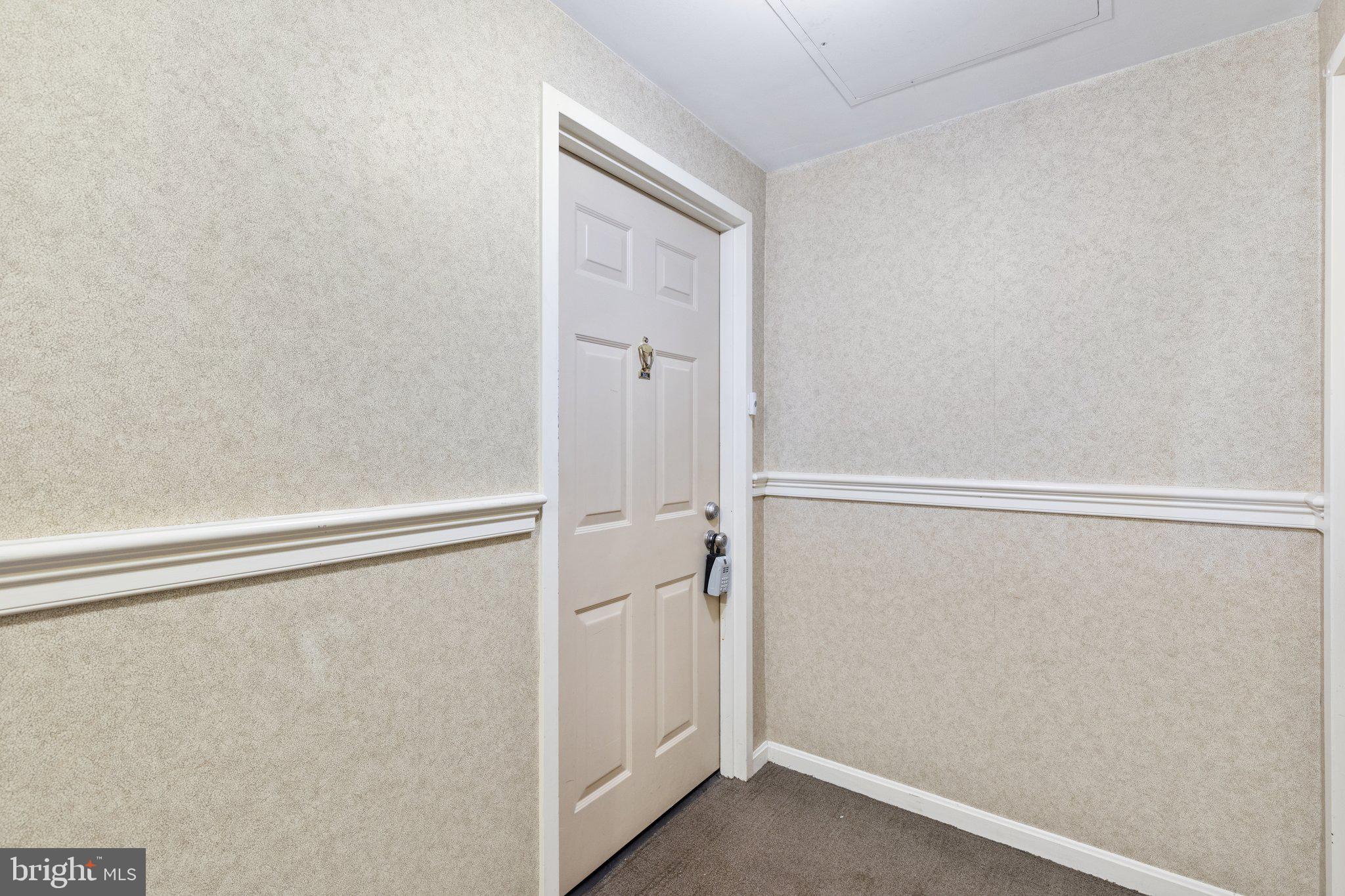 5918 Cove Landing Road, Unit 302 Burke, VA 22015 - Photo 18 of 27