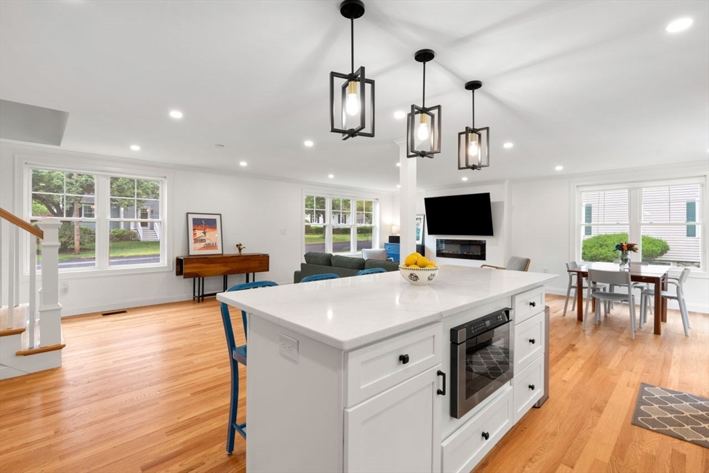21 Pembrook Road North Andover, MA 01845 - Photo 9 of 39 Gallery Image 9