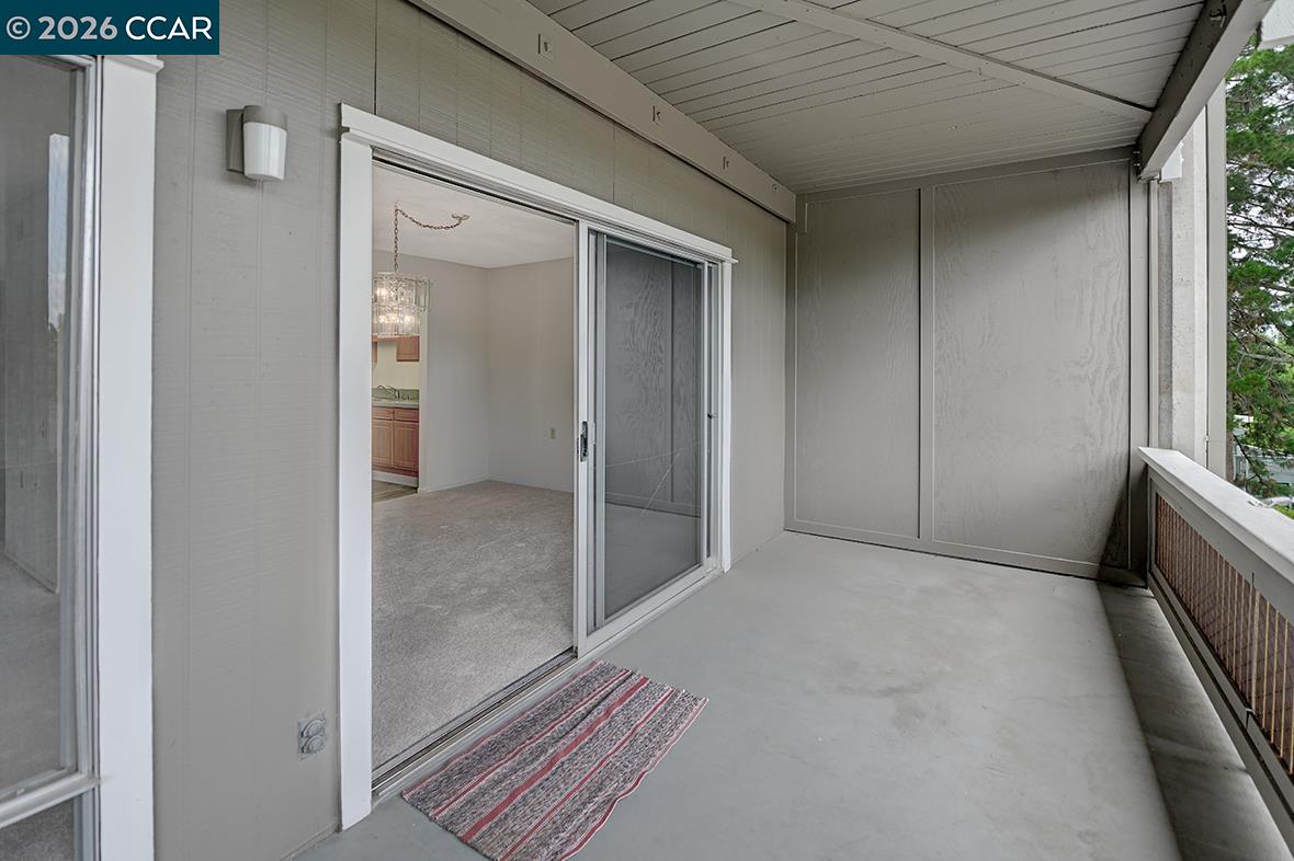 1216 Running Springs Road, Unit 6 Walnut Creek, CA 94595 - Photo 14 of 33