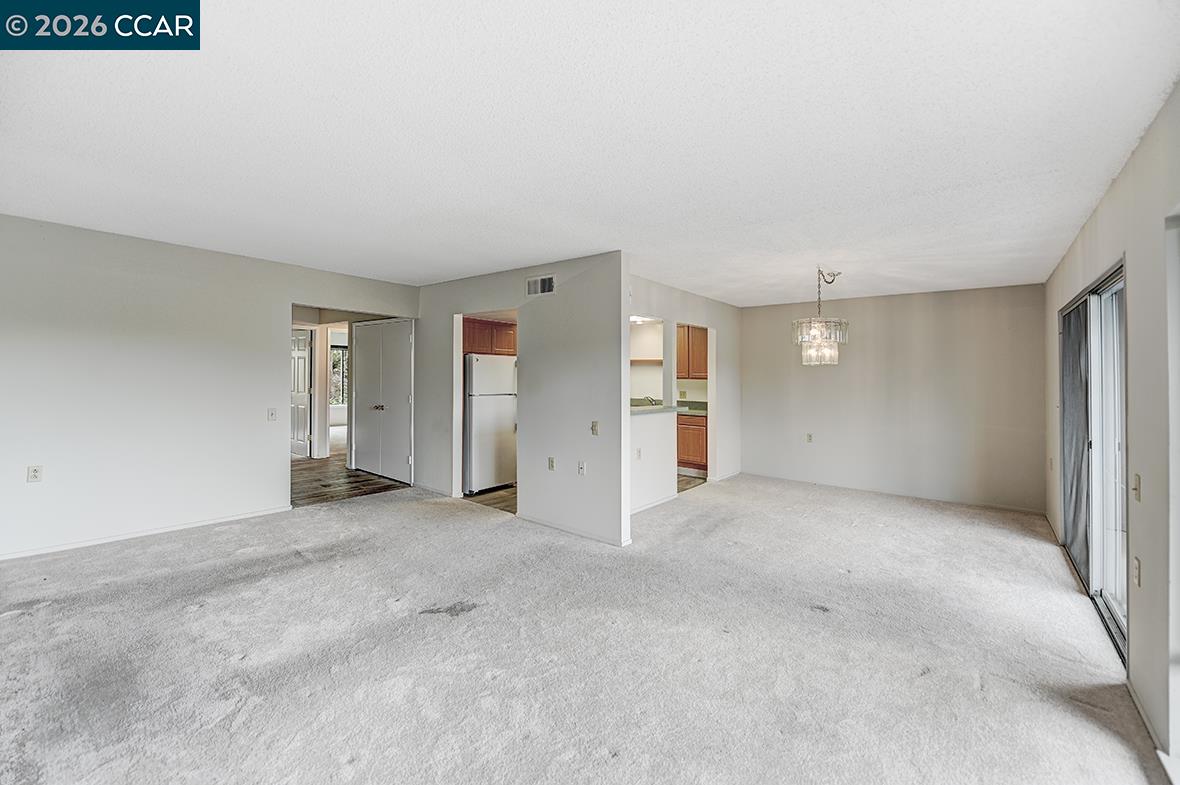 1216 Running Springs Road, Unit 6 Walnut Creek, CA 94595 - Photo 8 of 33