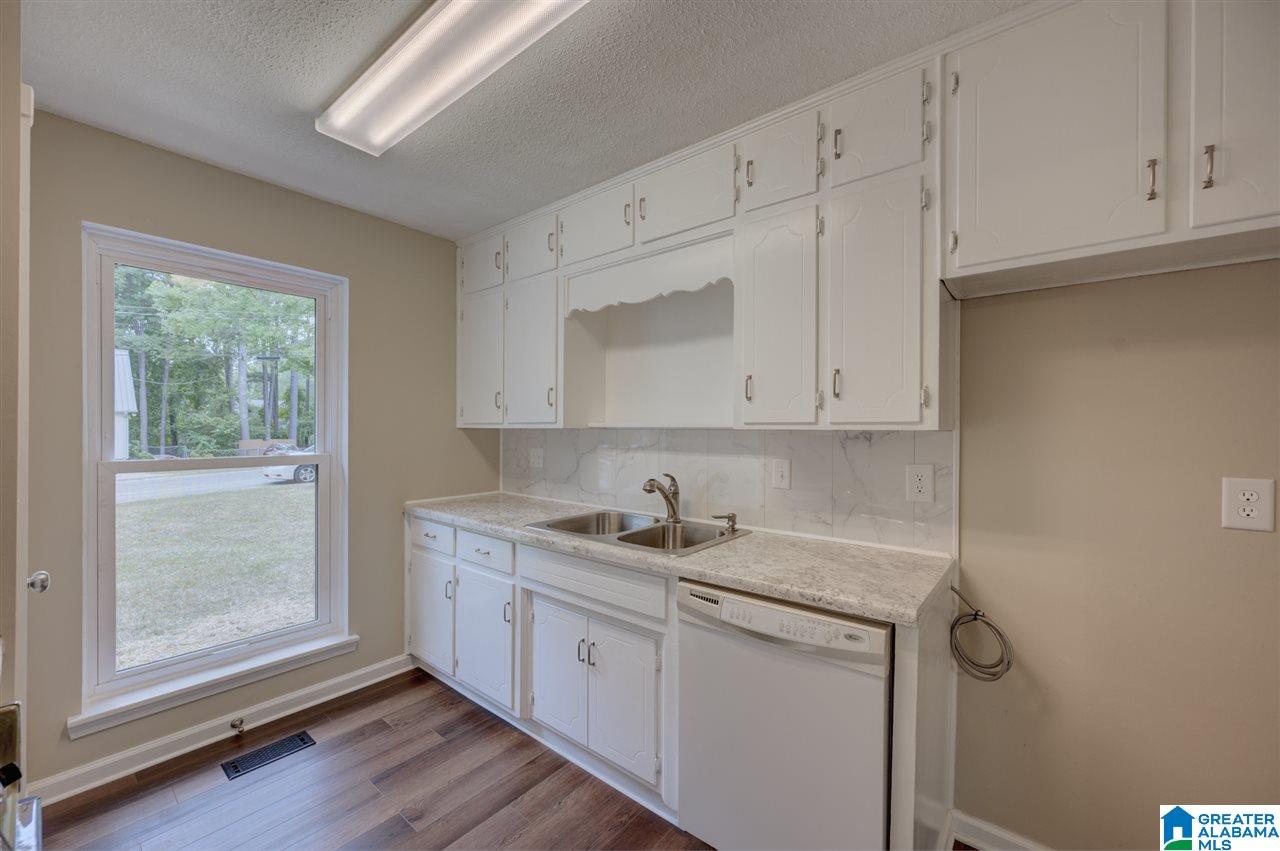5259 Stevens Court Mount Olive, AL 35117 - Photo 7 of 20