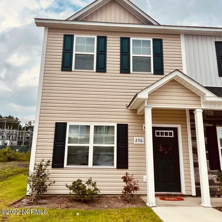 $1,450 | 206 Alexa Place, Jacksonville, NC 28546