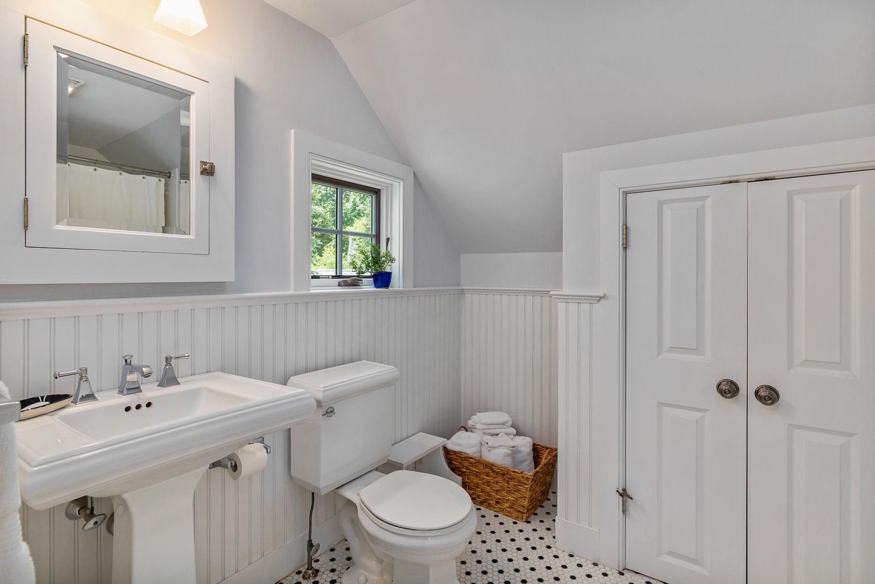 60 Walton Road New Castle, NH 03854 - Photo 37 of 40 Gallery Image 37