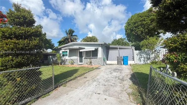 $3,600 | 3610 Southwest 39th Avenue, West Park, FL 33023