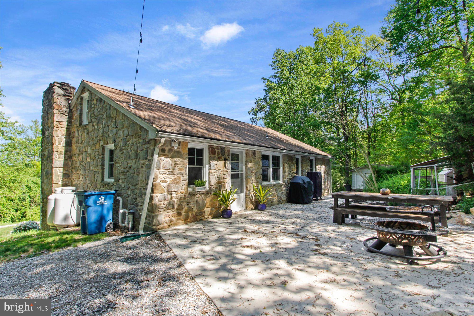 8047 Gnatstown Road Hanover, PA 17331 - Photo 24 of 27