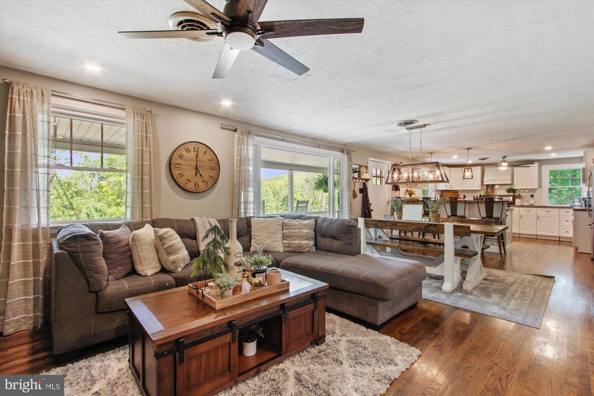 8047 Gnatstown Road Hanover, PA 17331 - Photo 8 of 27