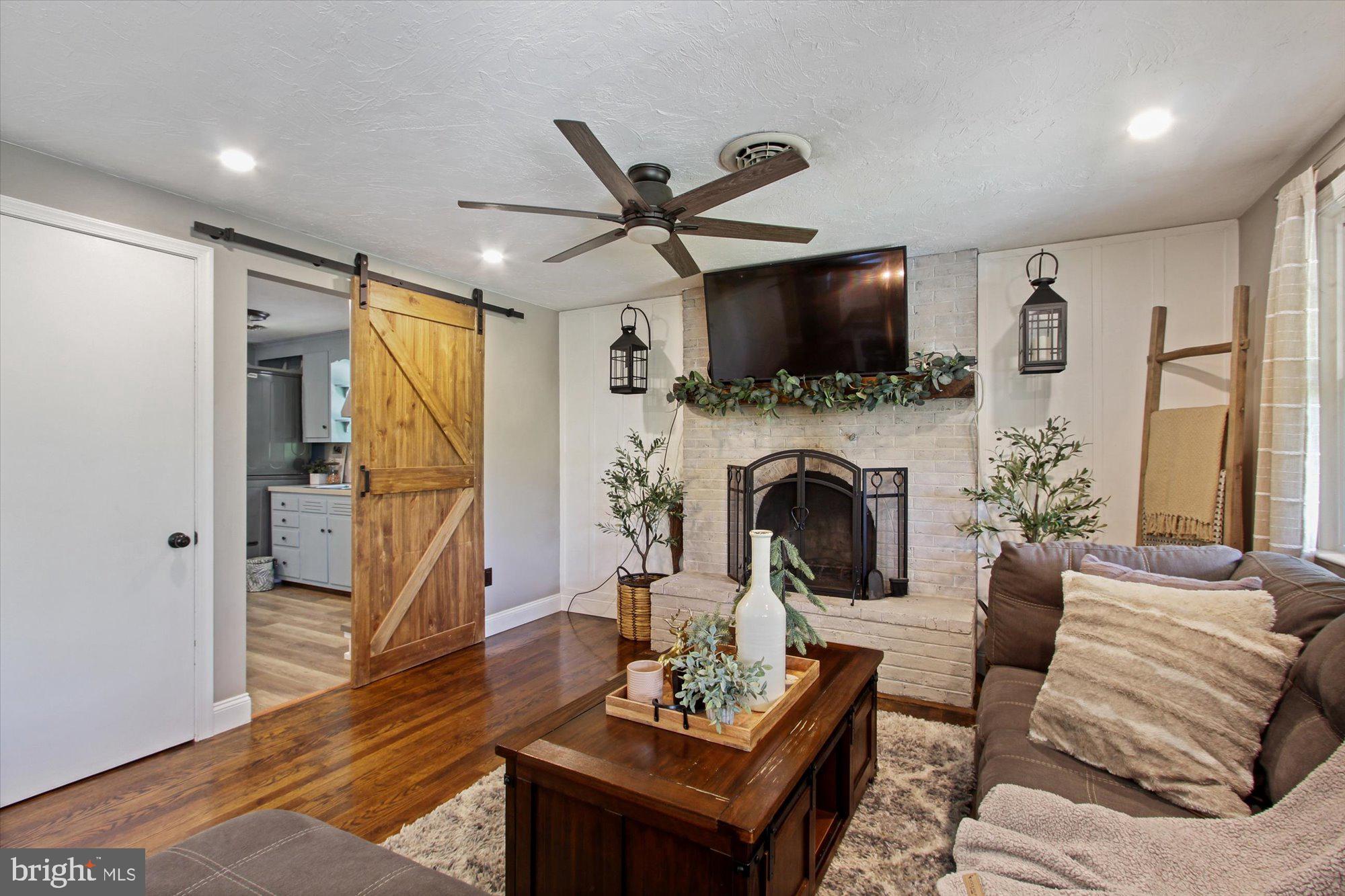 8047 Gnatstown Road Hanover, PA 17331 - Photo 10 of 27